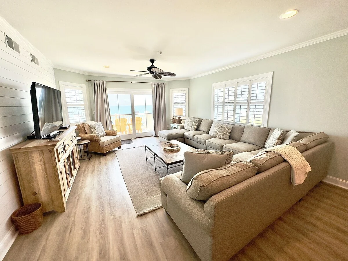 Condo in Isle of Palms property photo 3