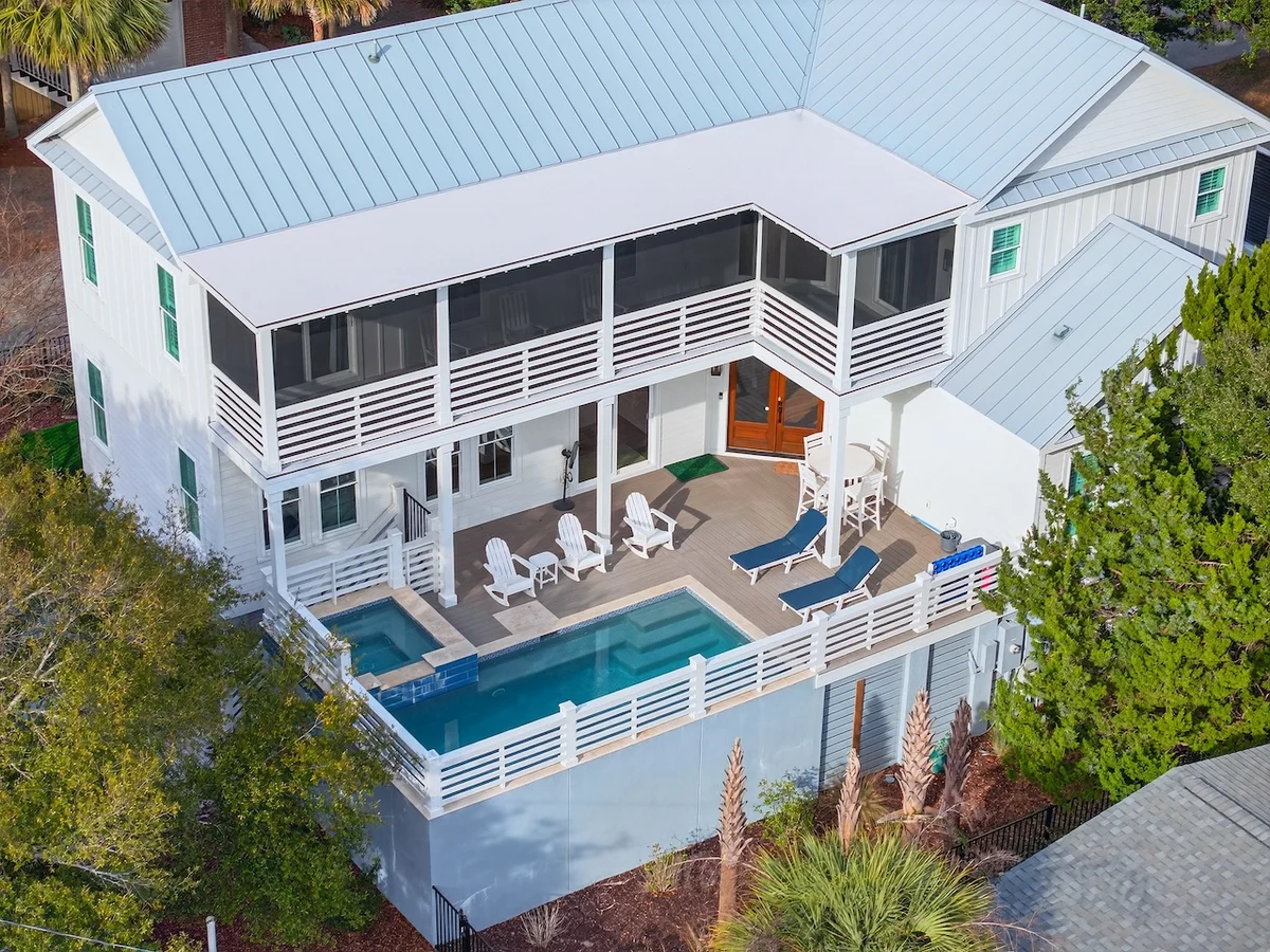 Home in Isle of Palms property photo 2