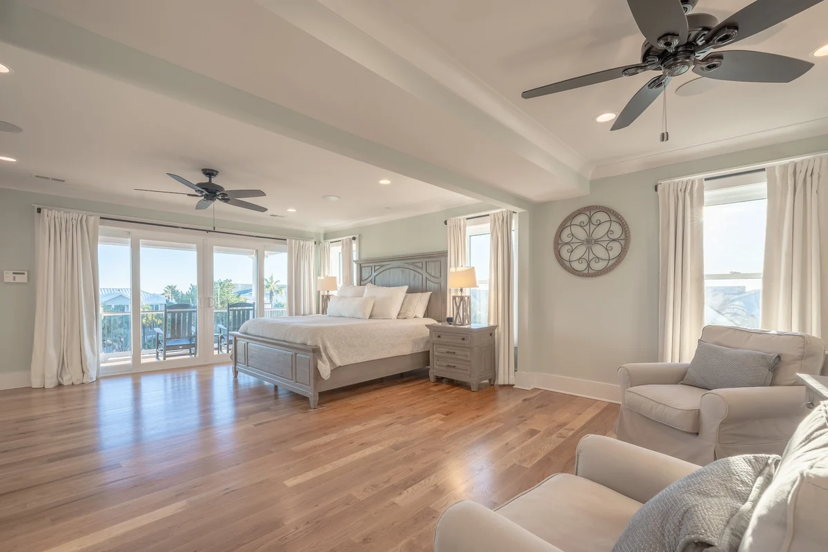 Home in Isle of Palms property photo 5