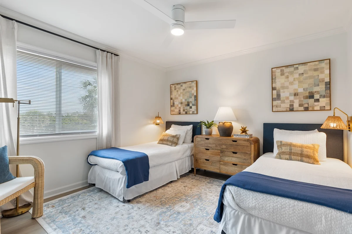 Condo in Isle of Palms property photo 4