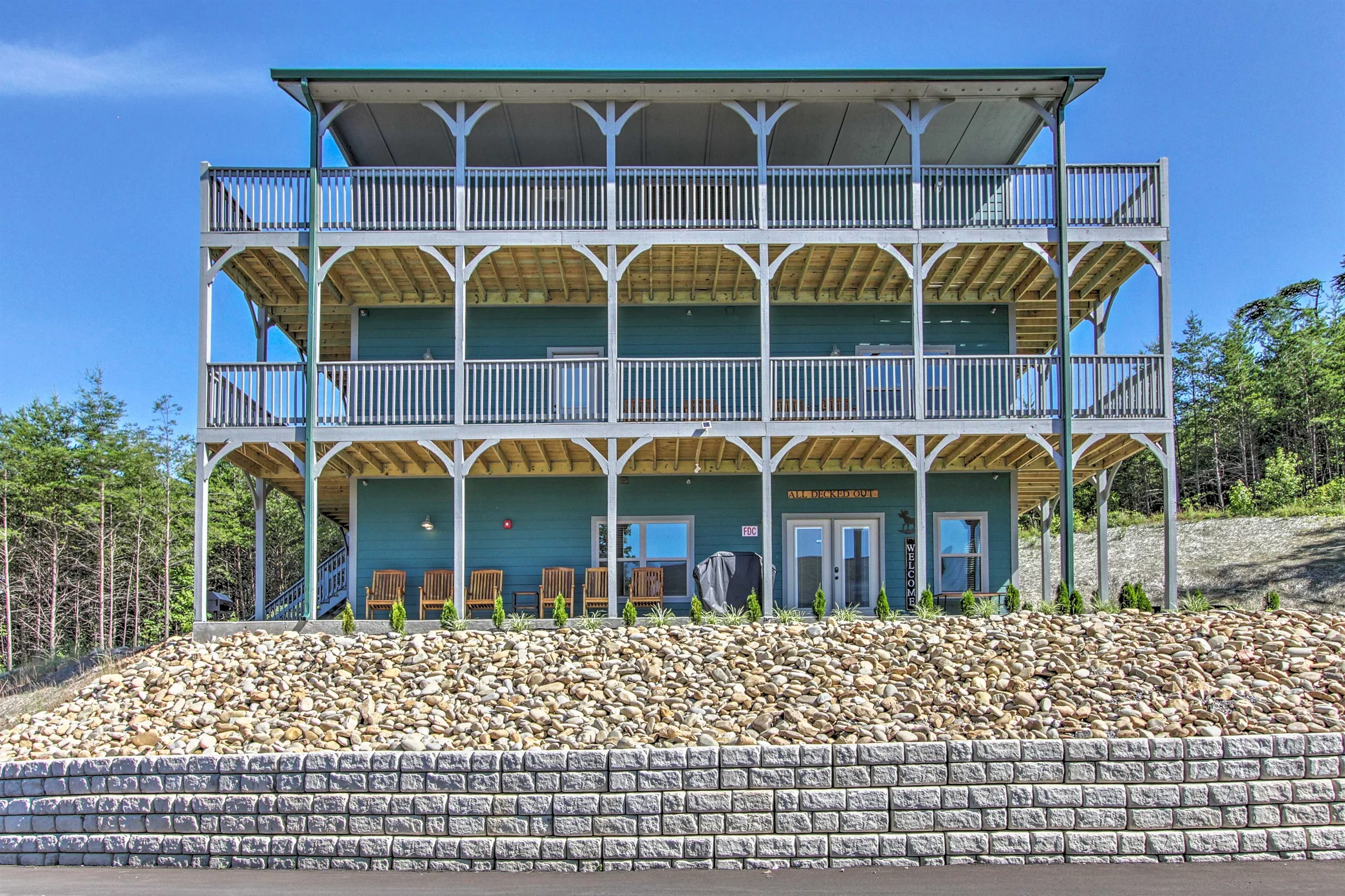 Great for Groups! Sleeps 24, 6BR Dollywood 3 King Beds Theater Game Rm/Hot Tub #15