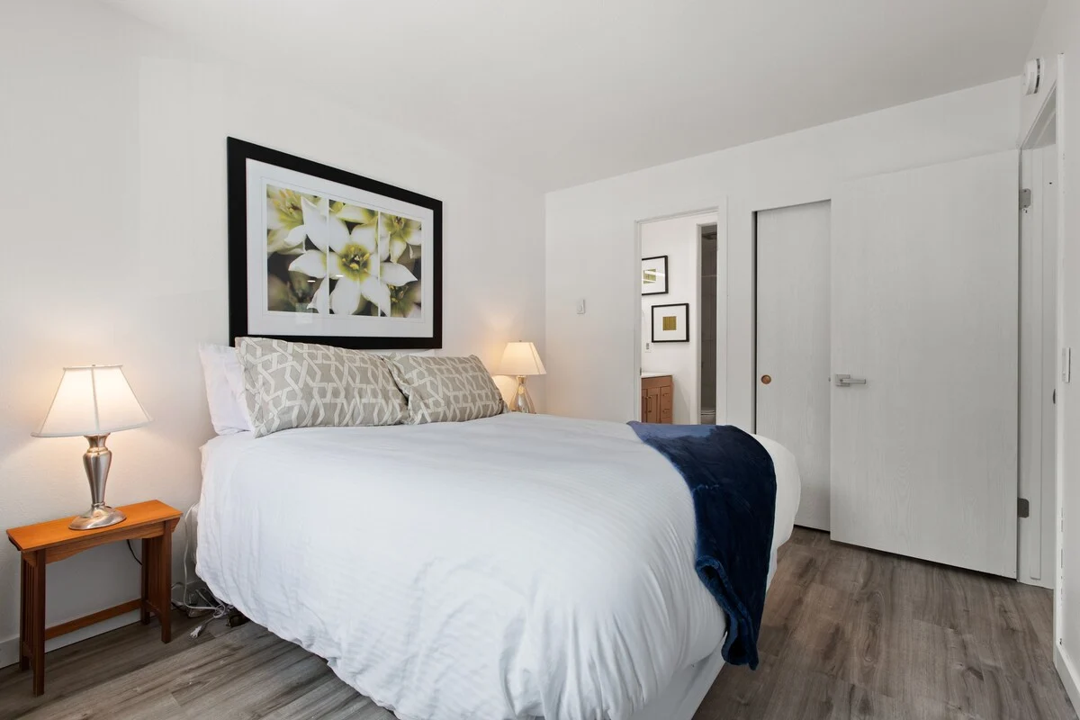 Free shuttle, Only minutes to Ski, Canyons Resort property photo 5