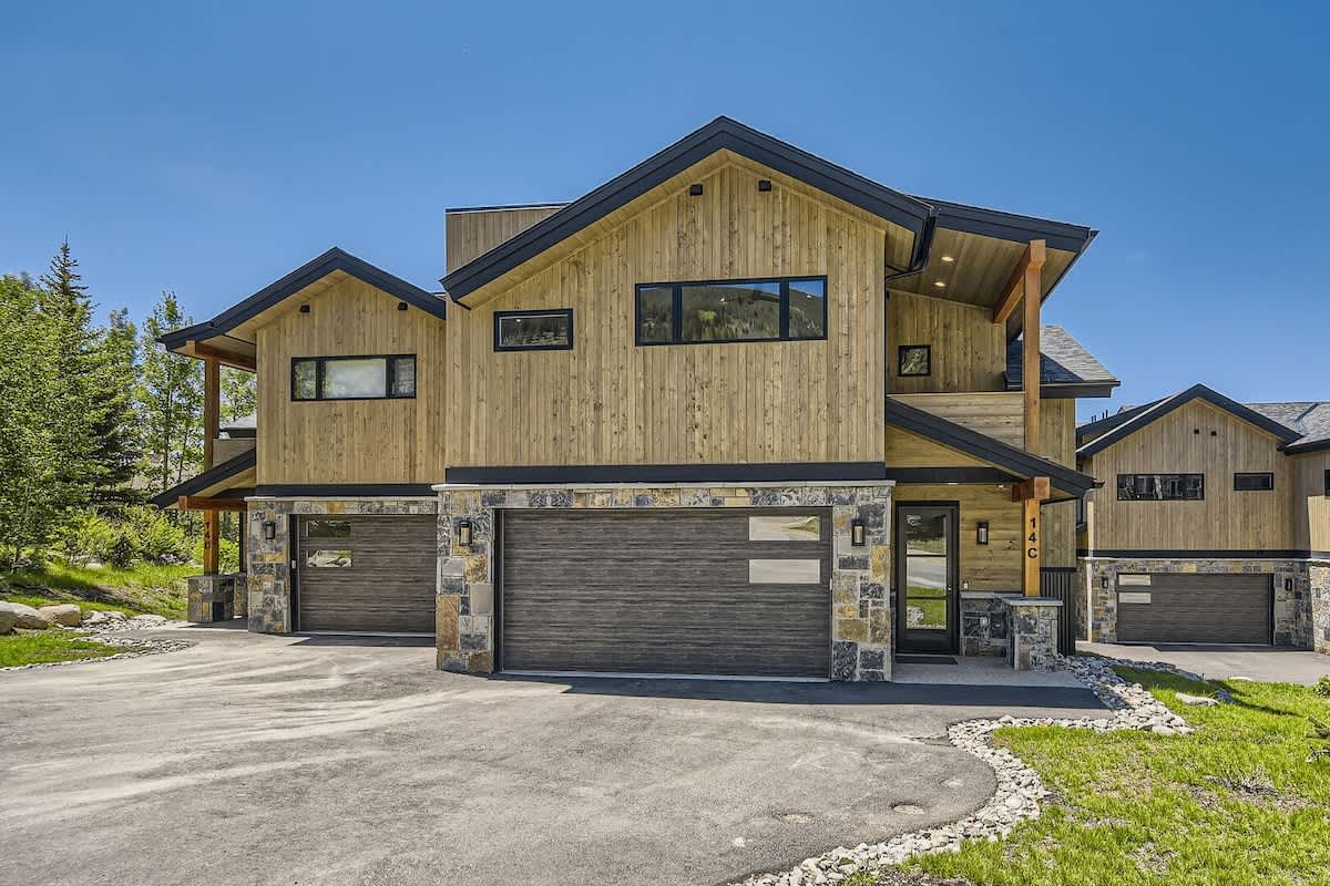 Townhome in Dillon property photo 3