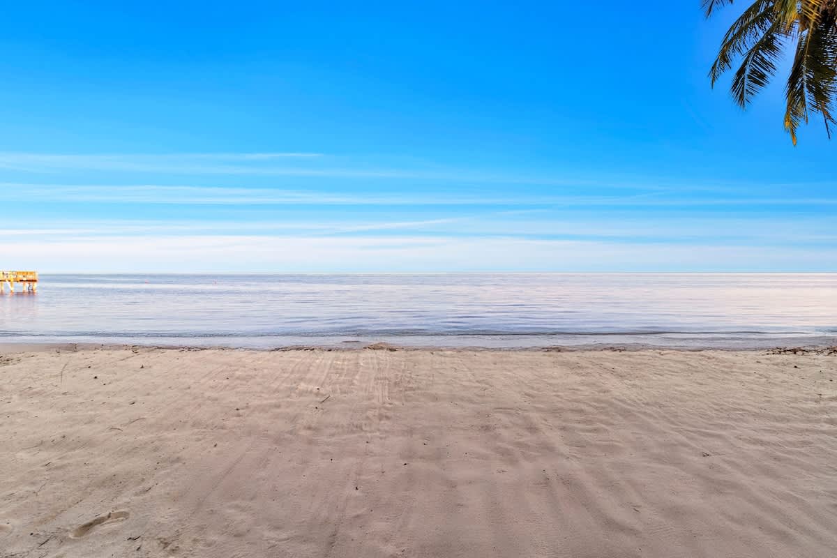 Wander Islamorada Beachfront #97