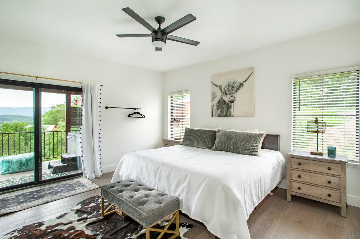 Bearly Haus | Modern Smoky Retreat | Indoor Pool | Hot Tub | Views | Sleeps 10 #15