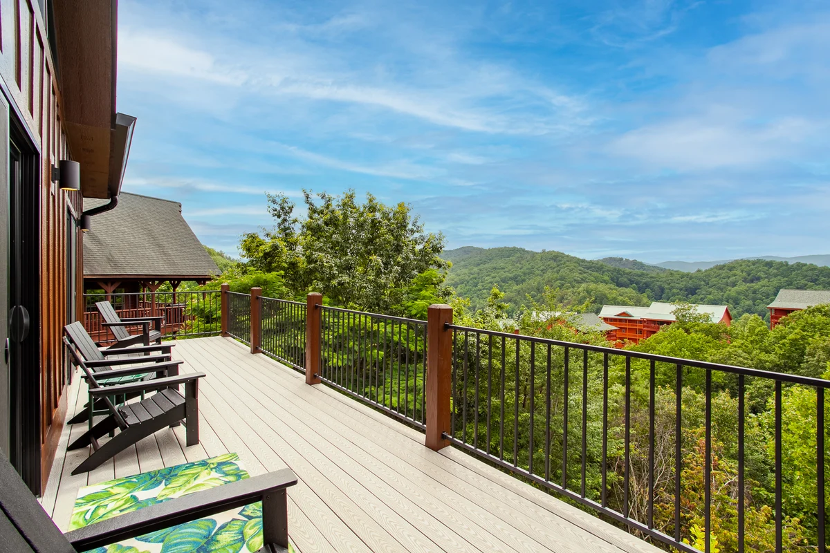 Bearly Haus | Modern Smoky Retreat | Indoor Pool | Hot Tub | Views | Sleeps 10 #51