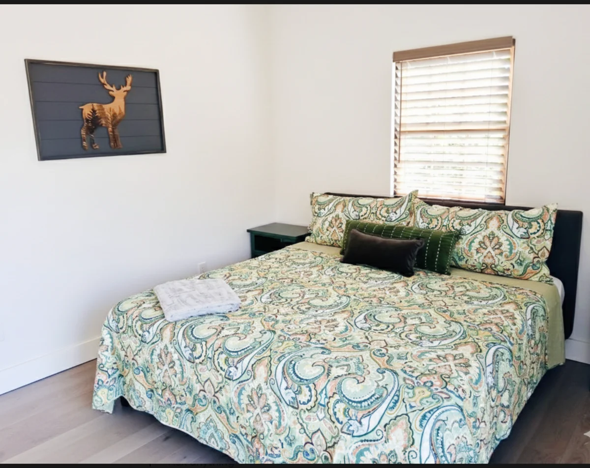Bearly Haus | Modern Smoky Retreat | Indoor Pool | Hot Tub | Views | Sleeps 10 #45