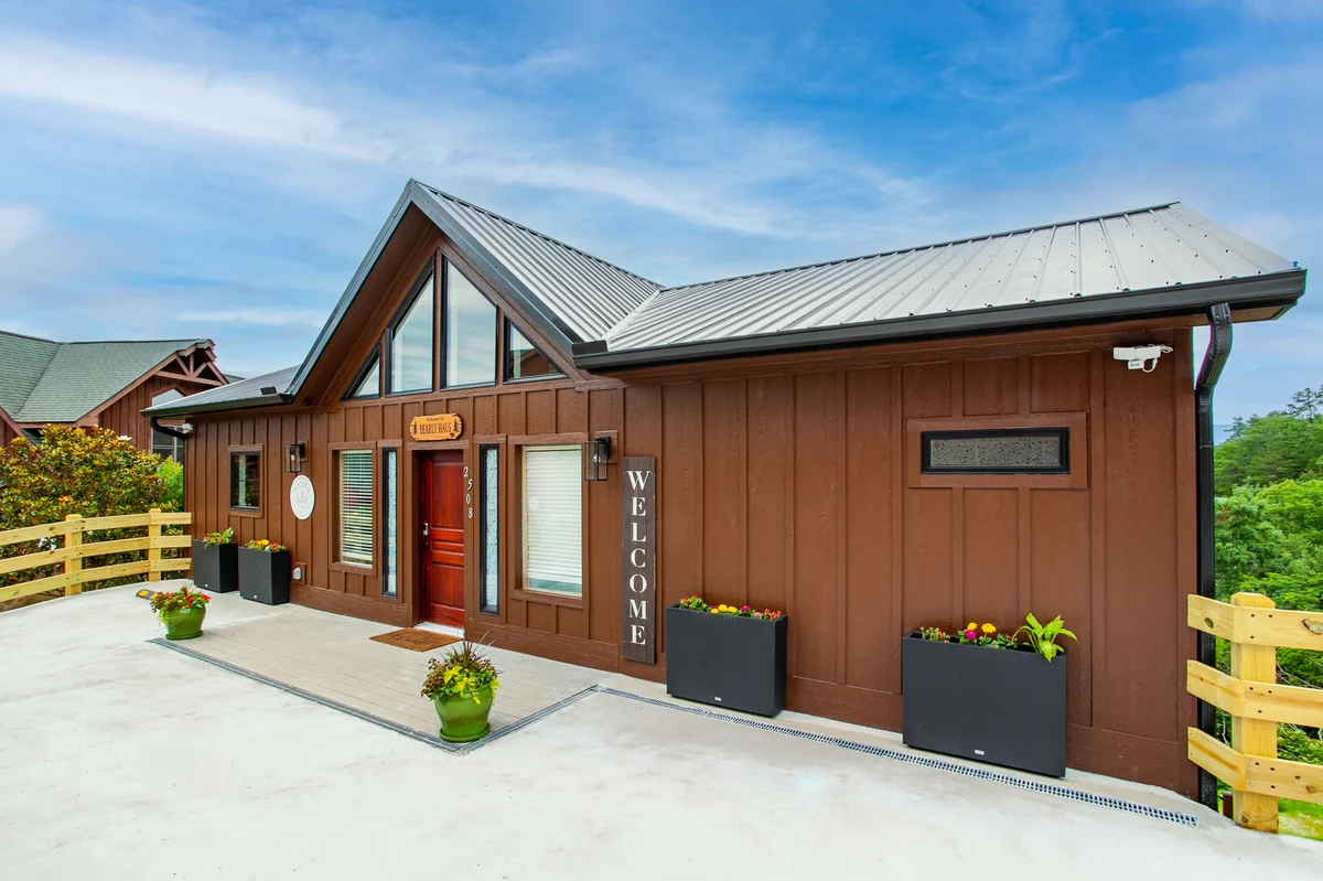 Bearly Haus | Modern Smoky Retreat | Indoor Pool | Hot Tub | Views | Sleeps 10 #70