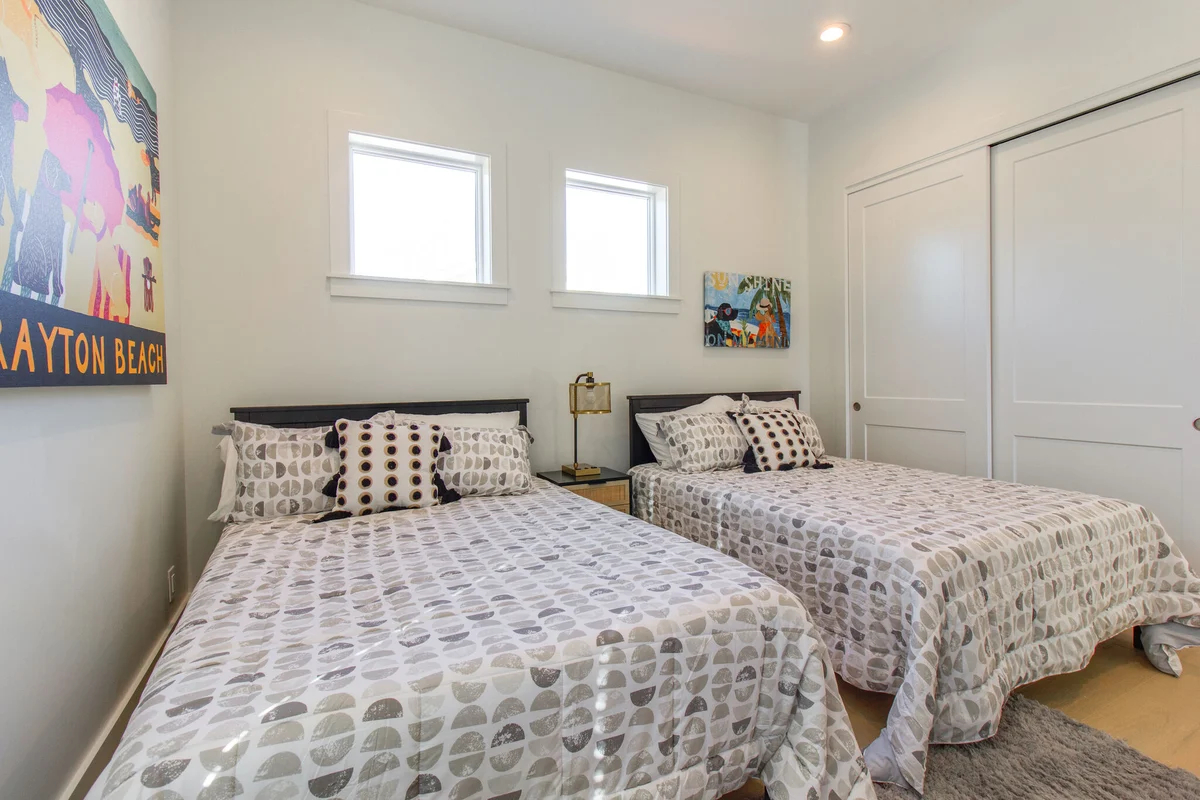 LUXE | Doin' Grayt | Easy Beach Access | 4 Bikes | Pool | Pets | Sleeps 12 #11