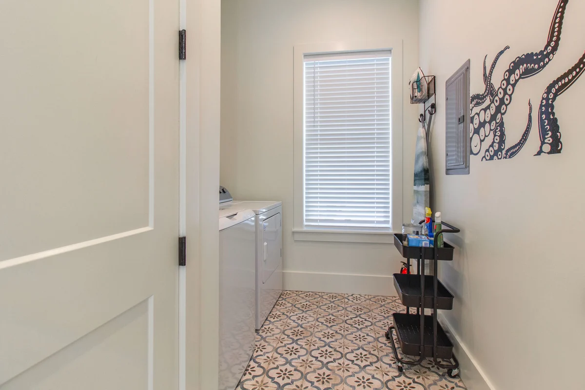 LUXE | Doin' Grayt | Easy Beach Access | 4 Bikes | Pool | Pets | Sleeps 12 #53