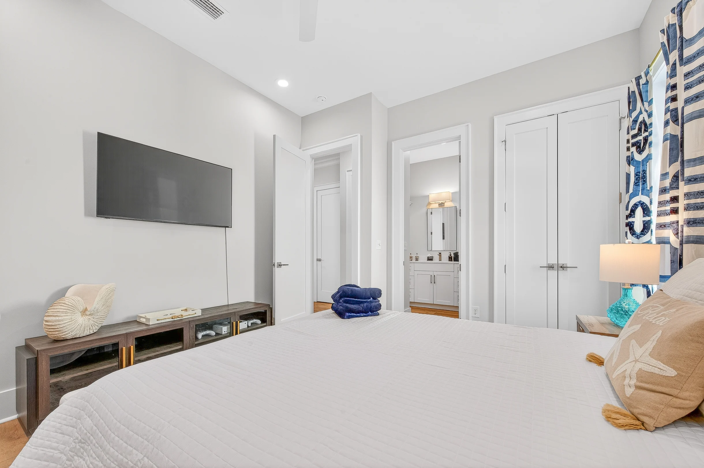 LUXE | Stayin' Salty | 3 Min Walk to Beach | Pool | Pets | Bikes | Sleeps 12 #25