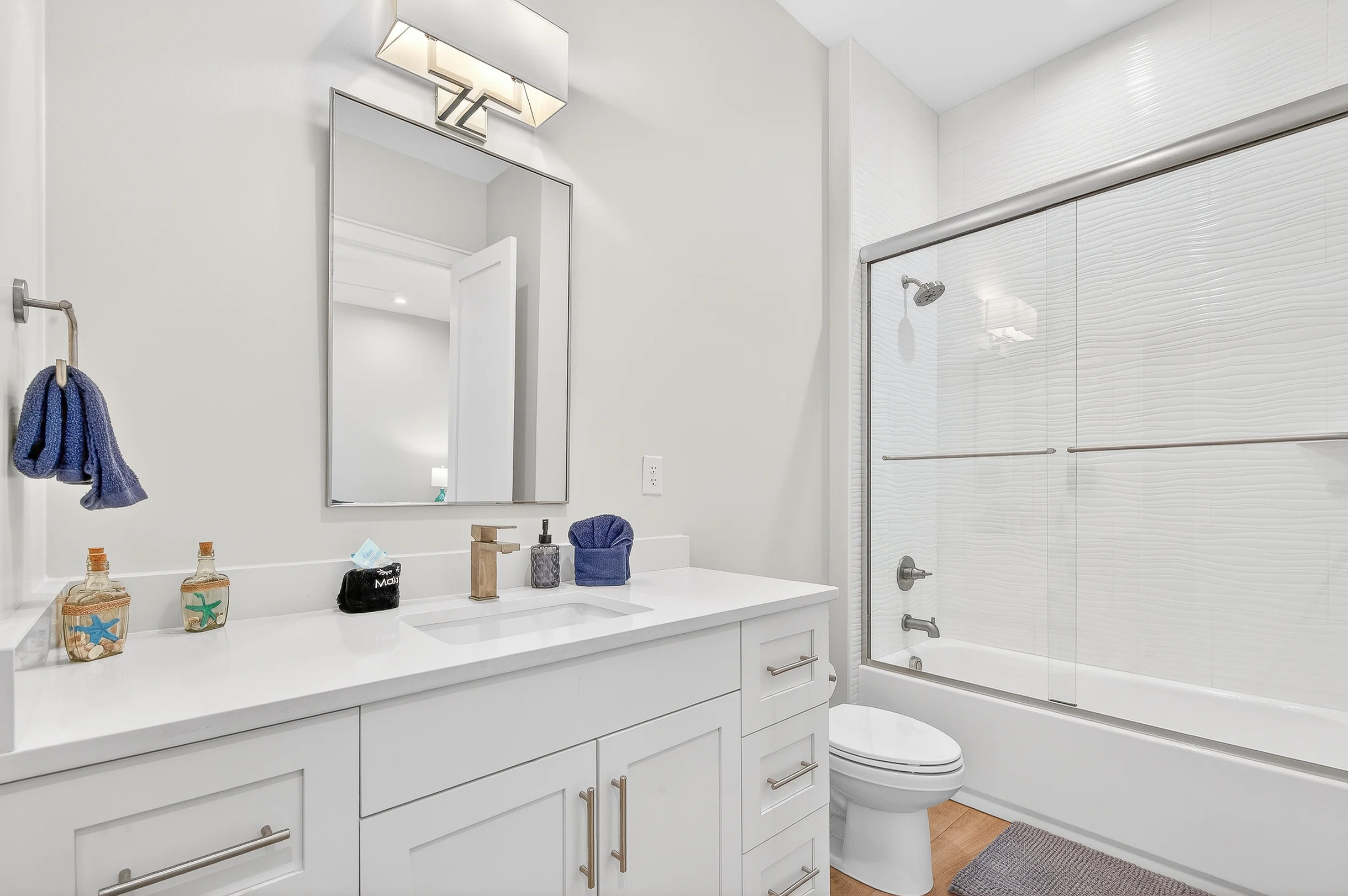 LUXE | Stayin' Salty | 3 Min Walk to Beach | Pool | Pets | Bikes | Sleeps 12 #60