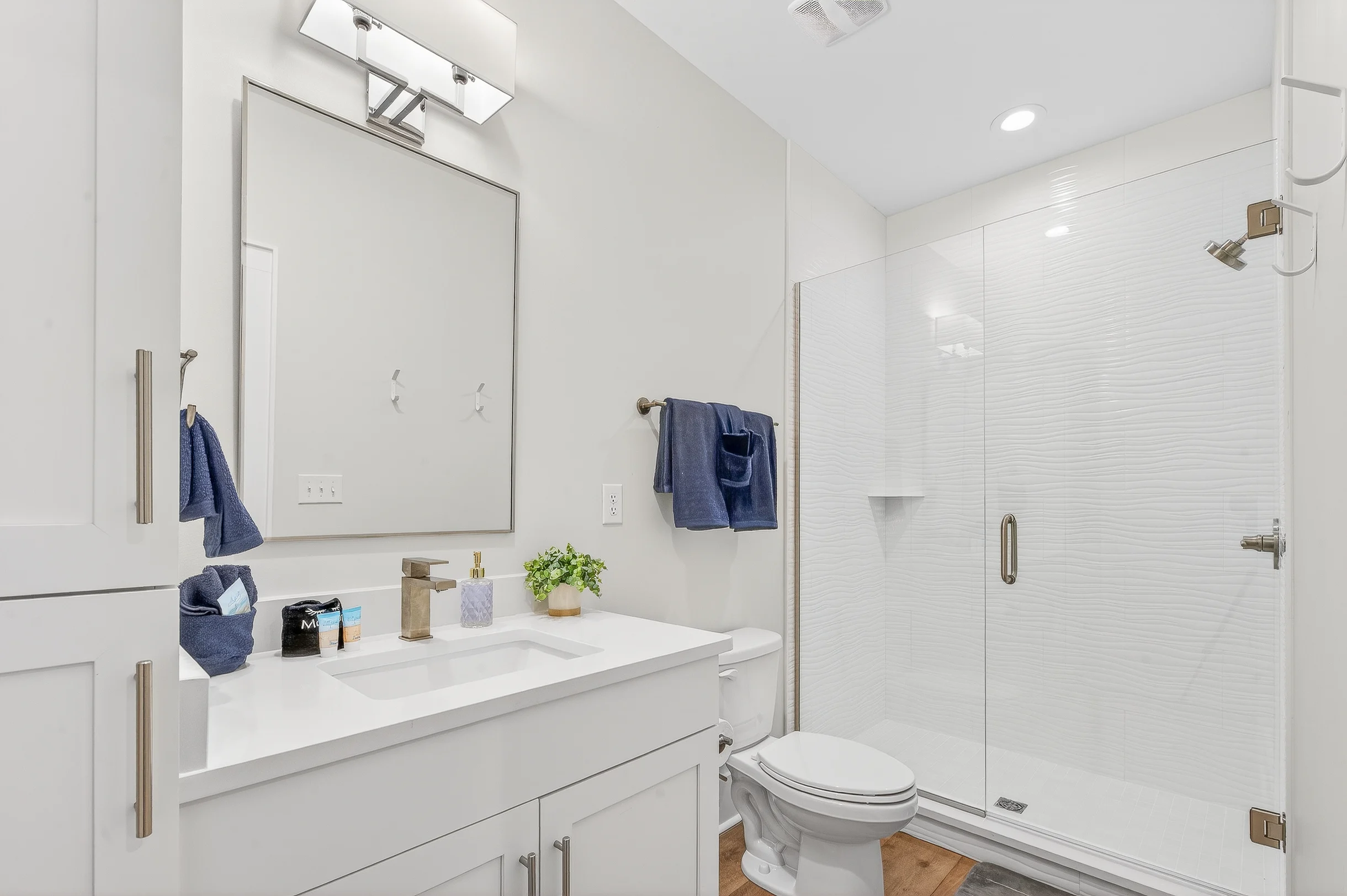 LUXE | Stayin' Salty | 3 Min Walk to Beach | Pool | Pets | Bikes | Sleeps 12 #32