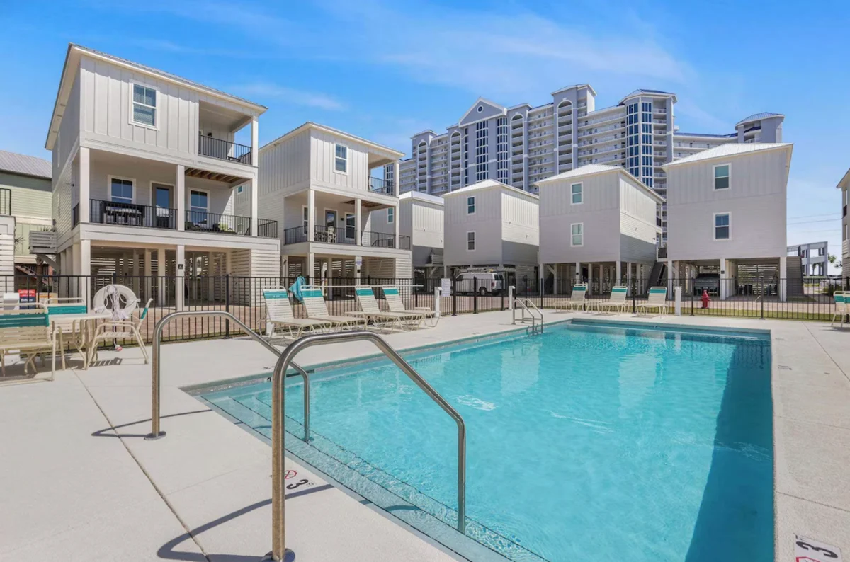 LUXE | Stayin' Salty | 3 Min Walk to Beach | Pool | Pets | Bikes | Sleeps 12 #53