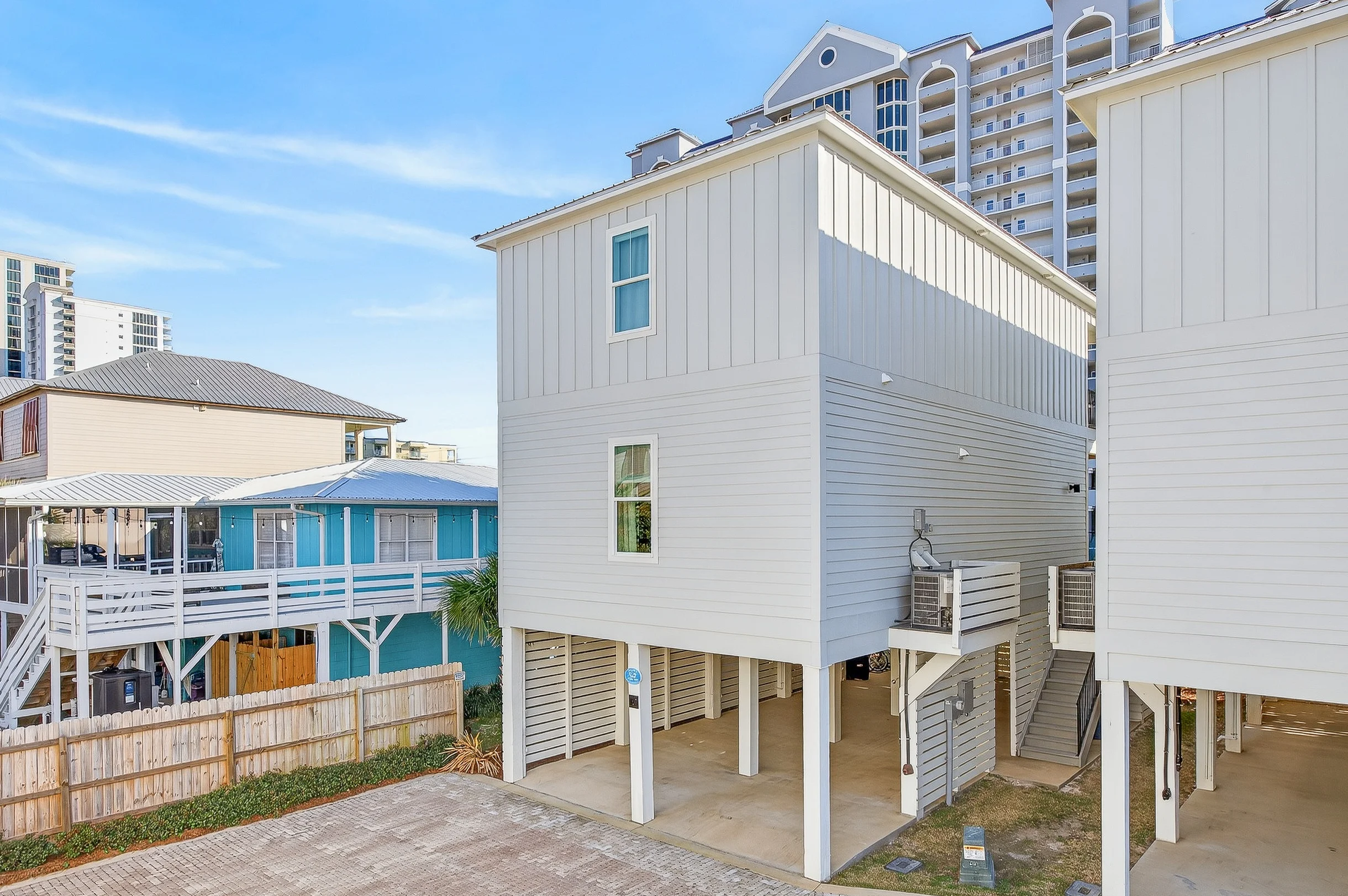 LUXE | Stayin' Salty | 3 Min Walk to Beach | Pool | Pets | Bikes | Sleeps 12 #9
