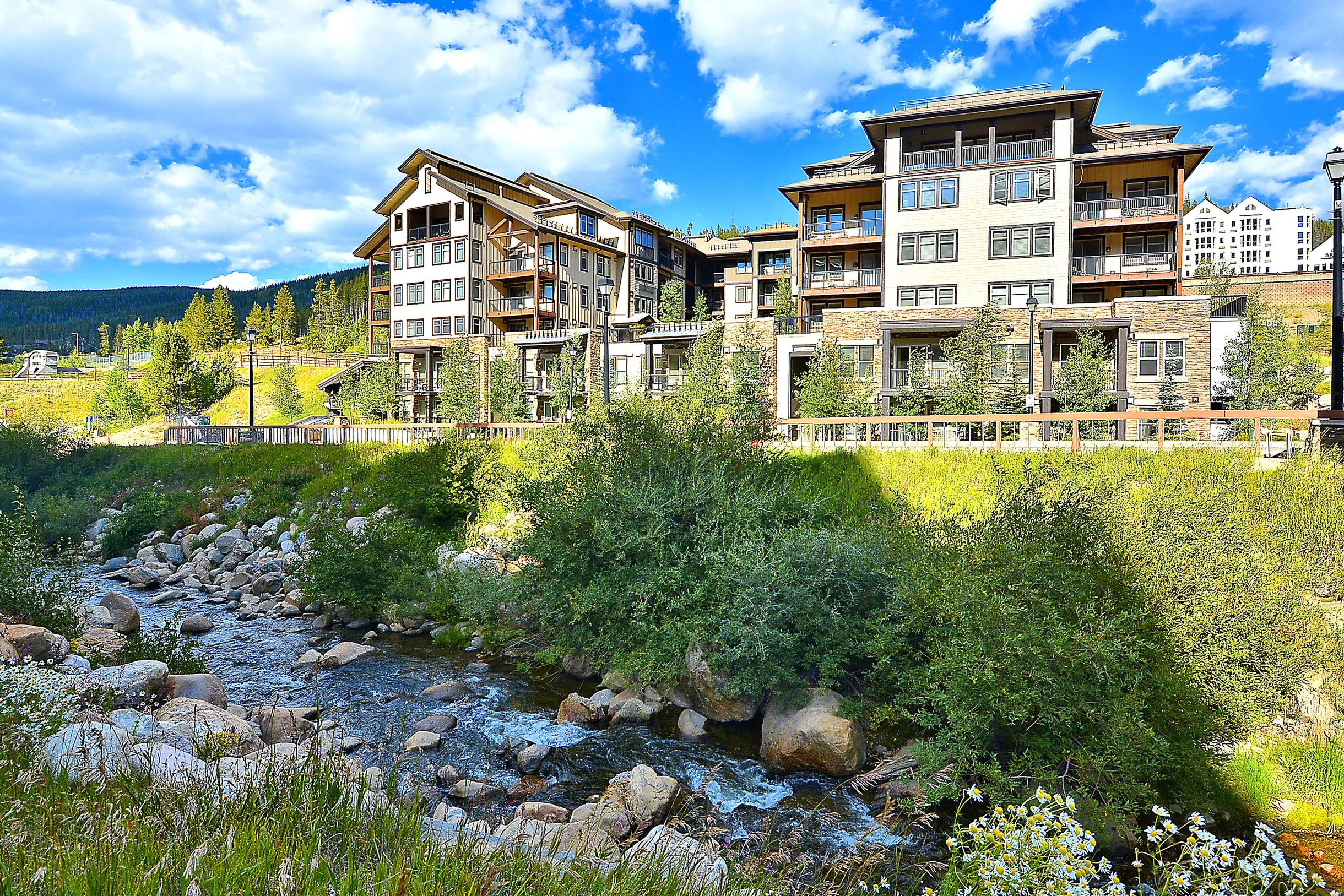 Fraser Crossing Ski In/Out Condo 3425 #7