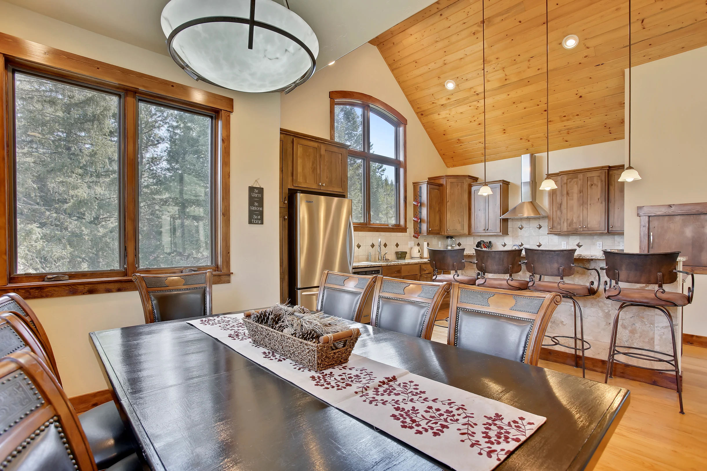 Slopeside Mountain Time Chalet 126 #10
