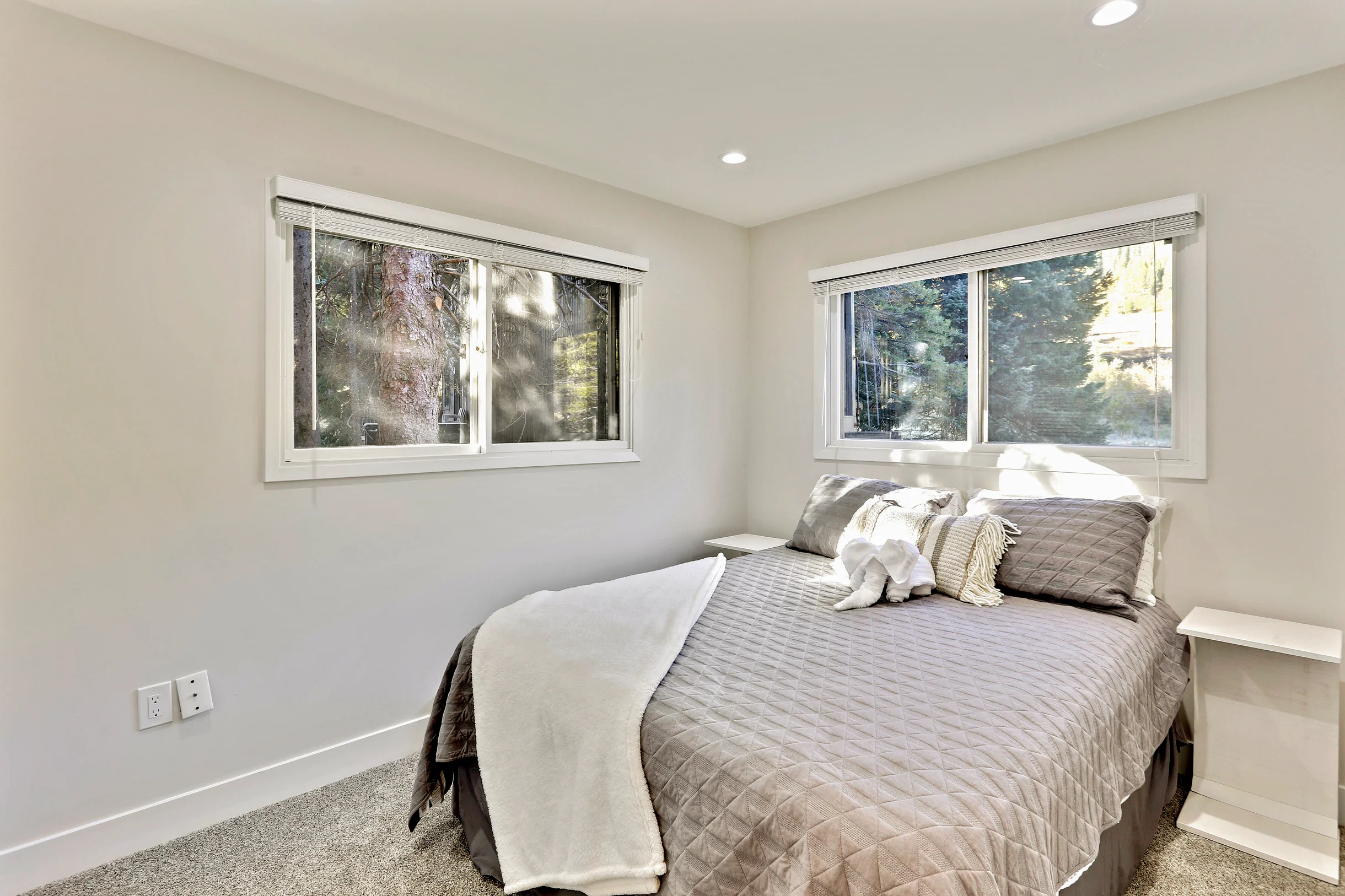 Slopeside River Front Chalet #25