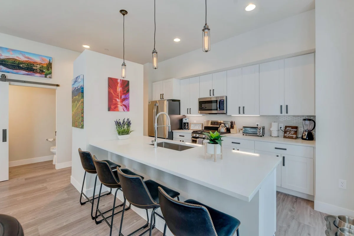 Hideaway Station Corner Loft 14 #14