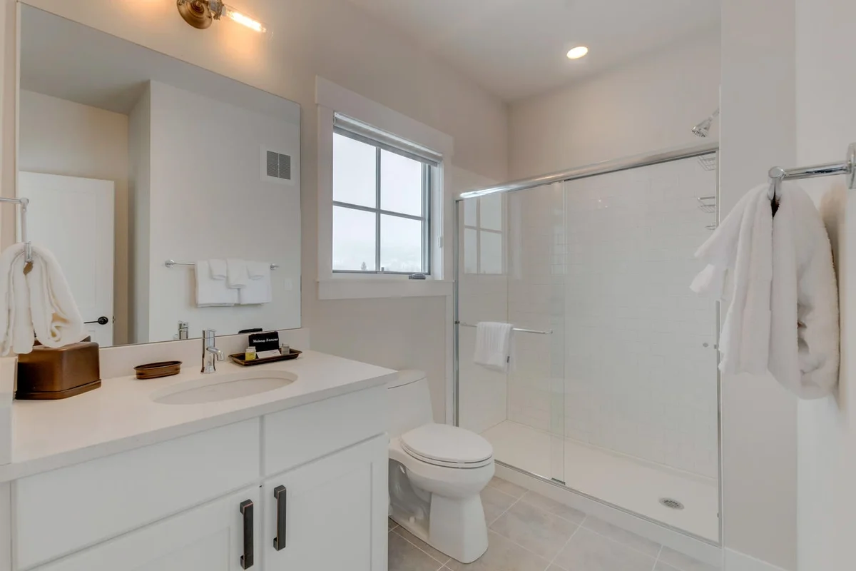Hideaway Station Corner Loft 14 #11