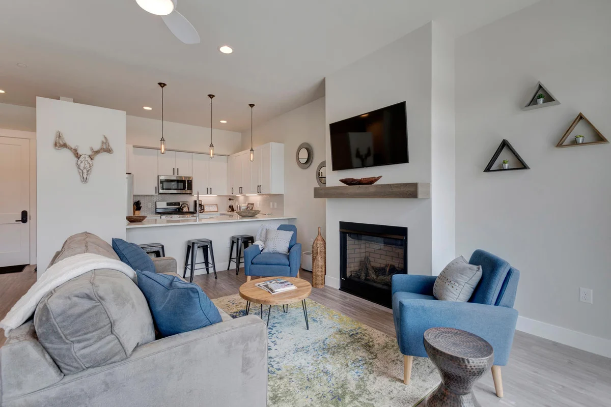 Hideaway Station Loft 17 #10