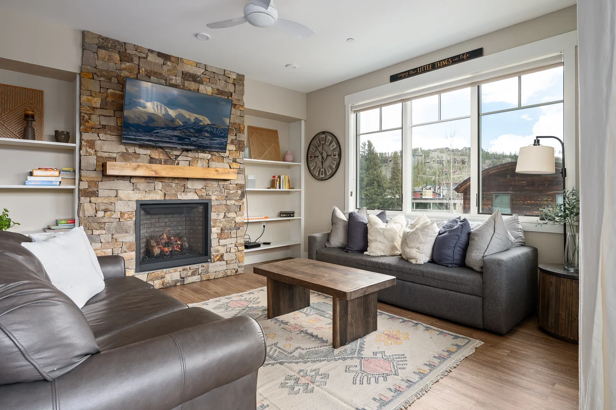 Hideaway Station Loft 207 #17