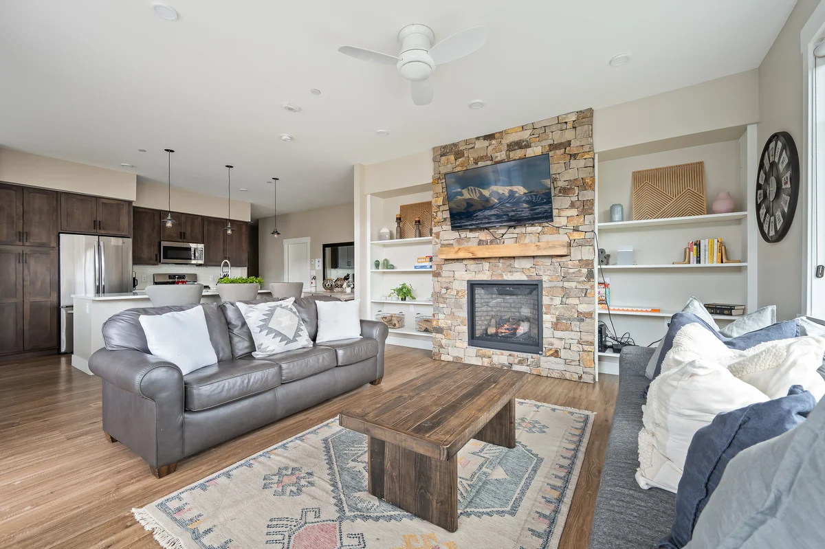 Hideaway Station Loft 207 #3