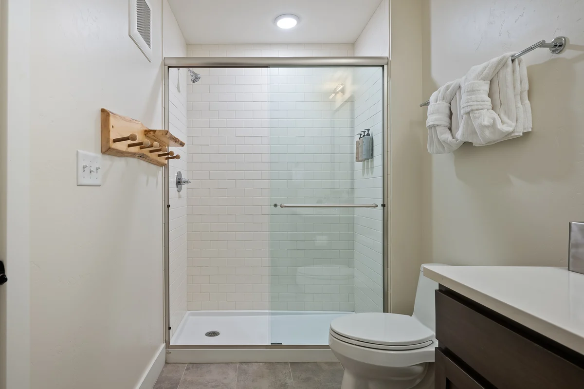 Hideaway Station Loft 207 #21