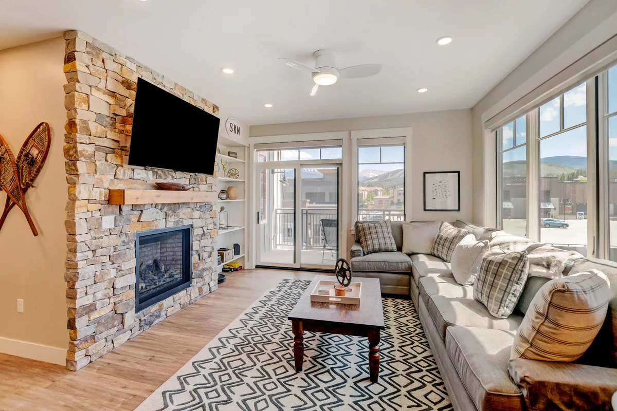 Hideaway Station Loft 308 #6