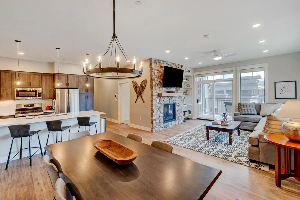 Hideaway Station Loft 308 #19