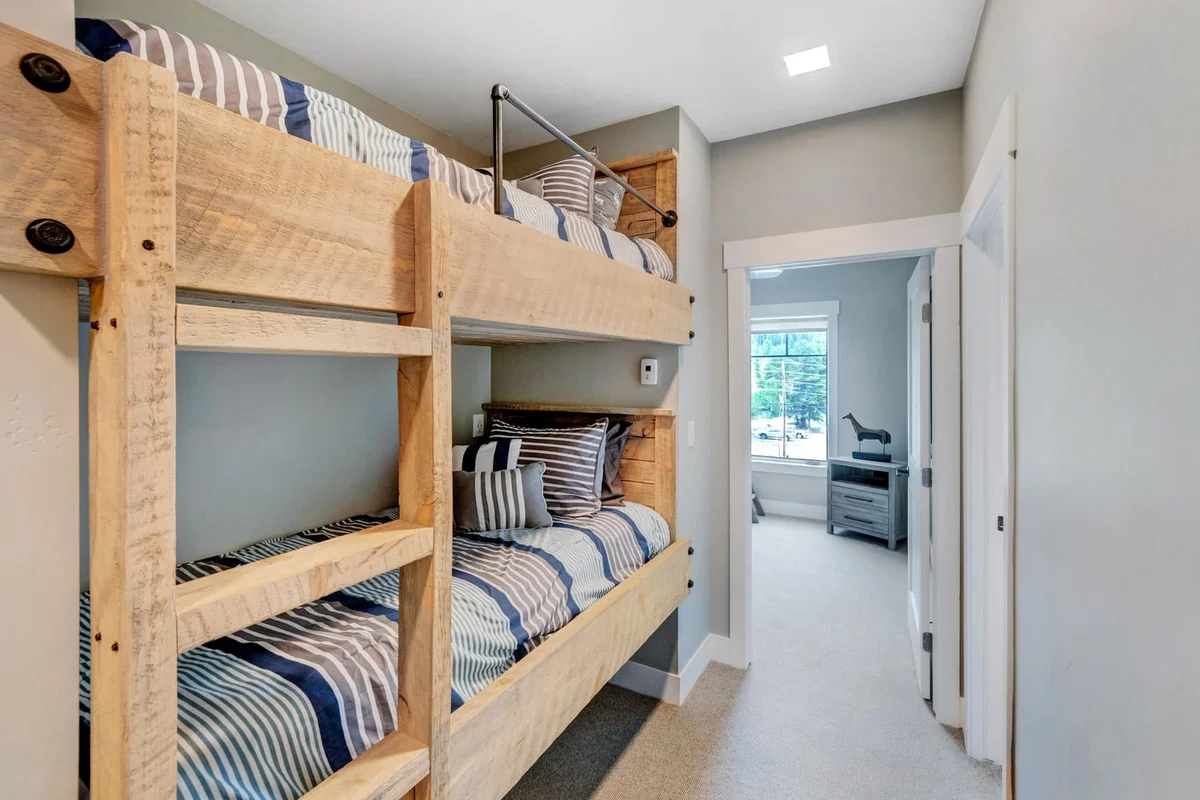 Hideaway Station Loft 10 #8