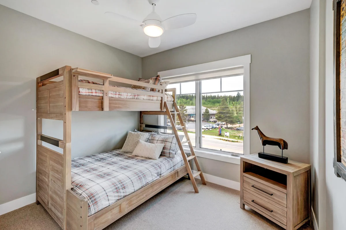 Hideaway Station Loft 10 #16