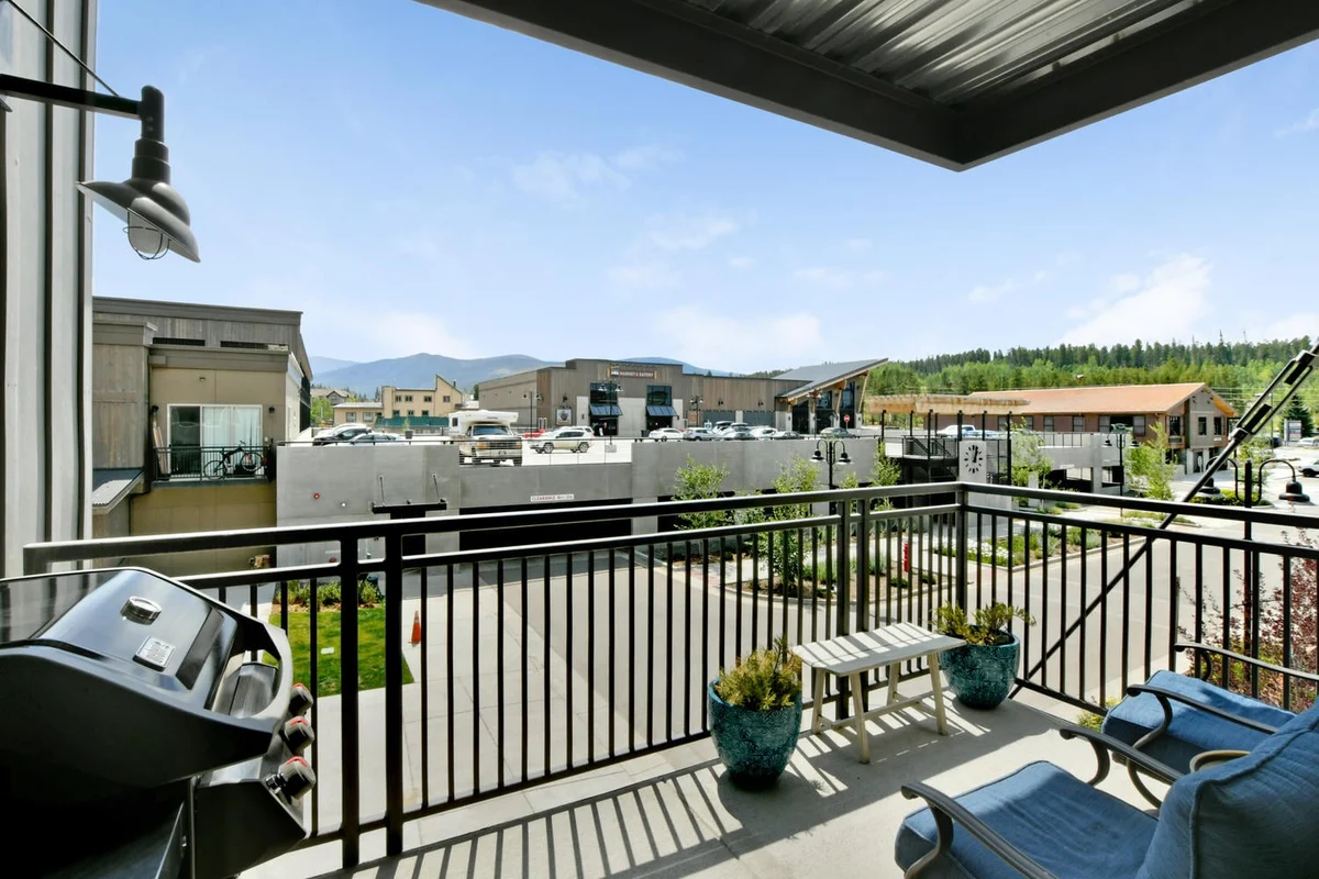 Hideaway Station Loft 208 #9