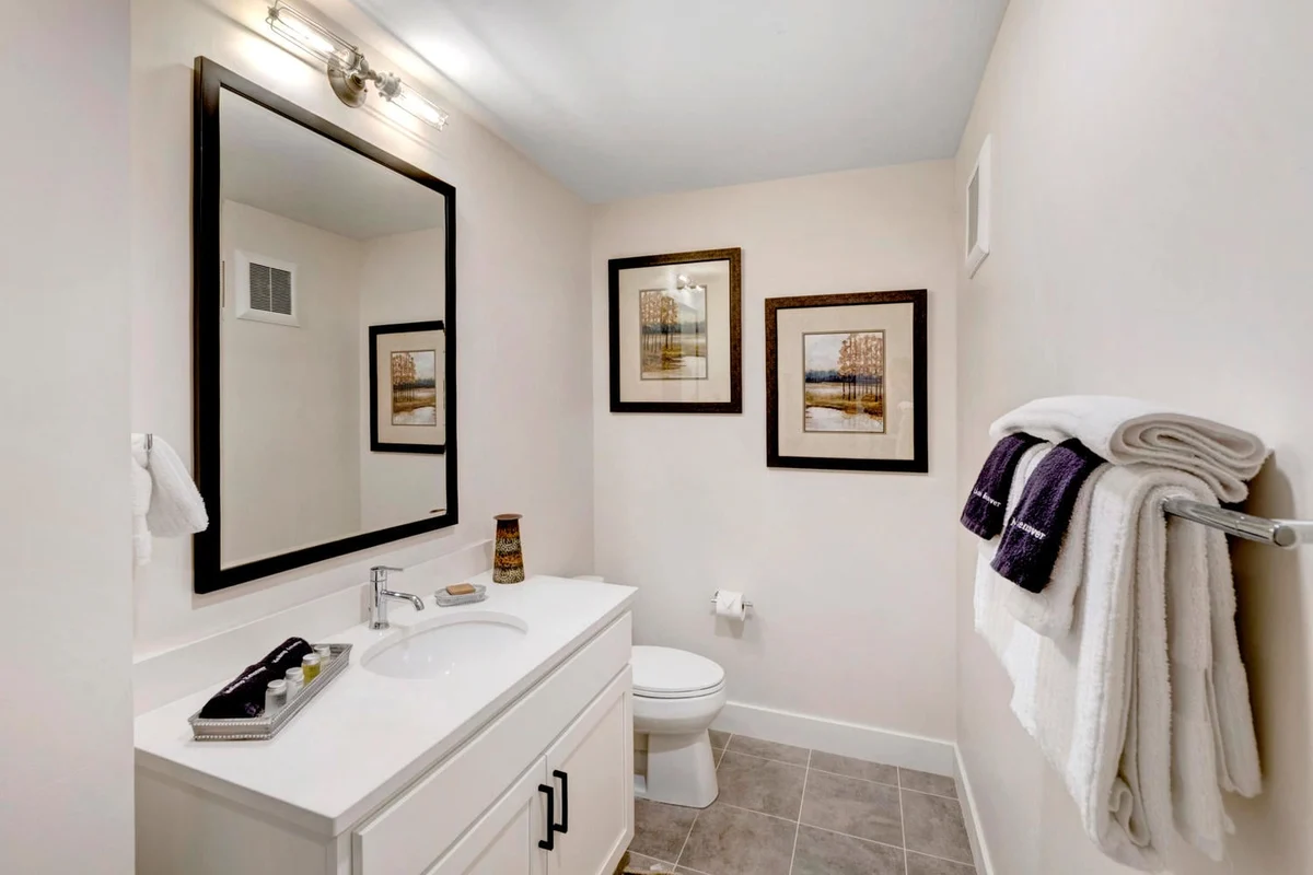 Hideaway Station Loft 208 #14