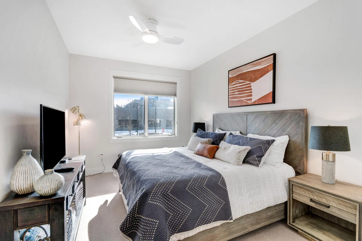 Hideaway Station Loft 101 #2
