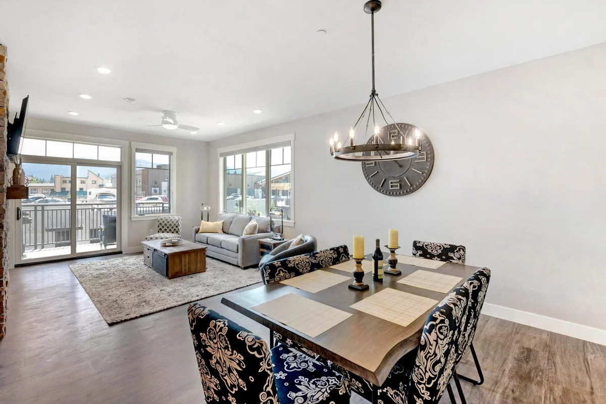 Hideaway Station Loft 208 #16