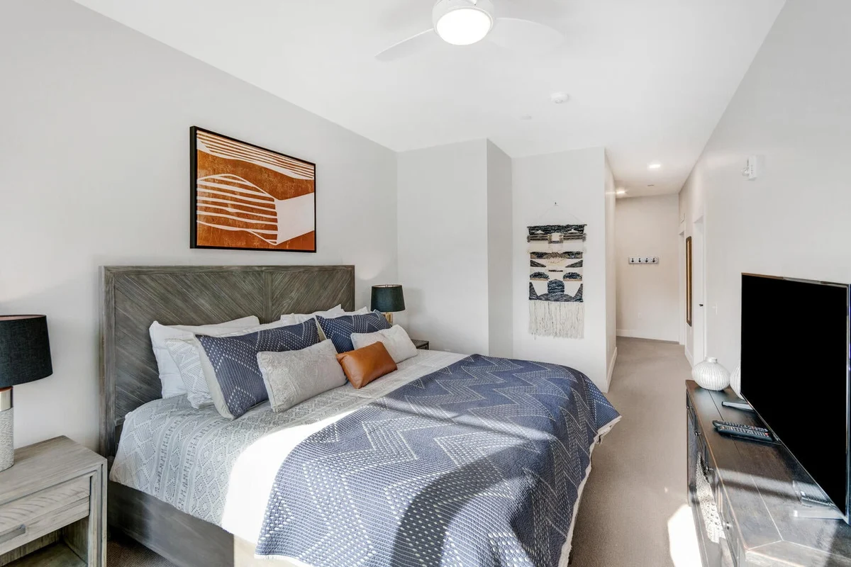 Hideaway Station Loft 101 #21
