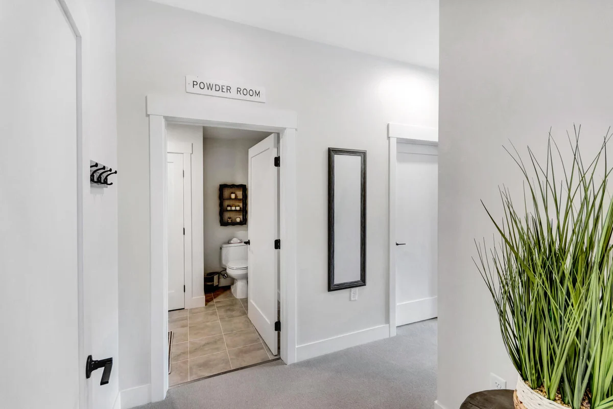 Hideaway Station Loft 101 #14