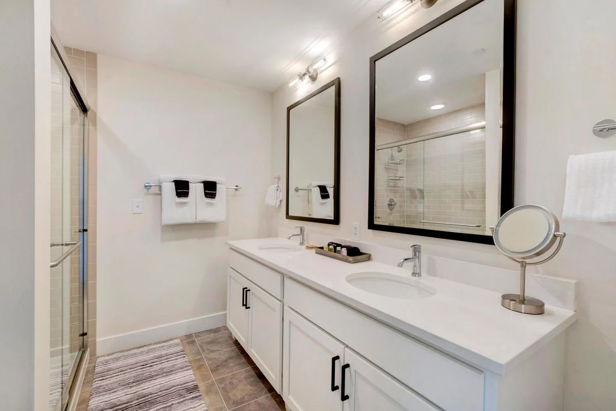 Hideaway Station Loft 208 #21