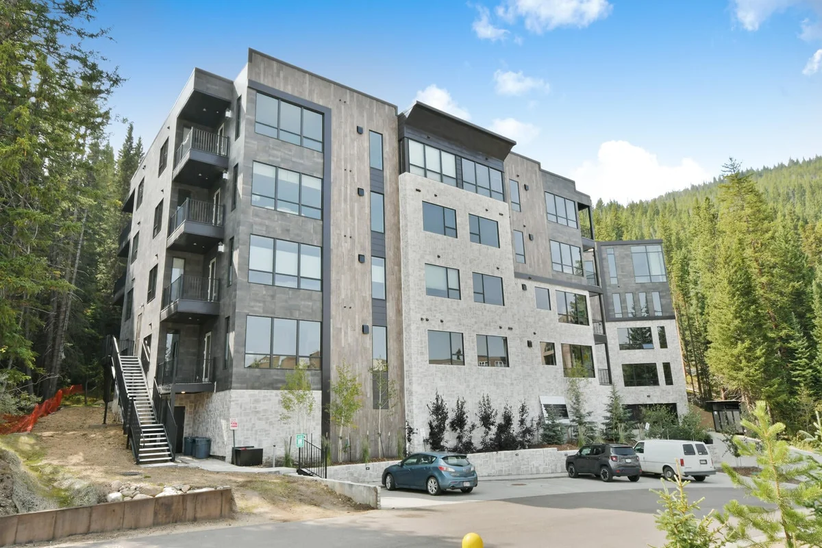 Chill Ski In/Out Condo 103 #16