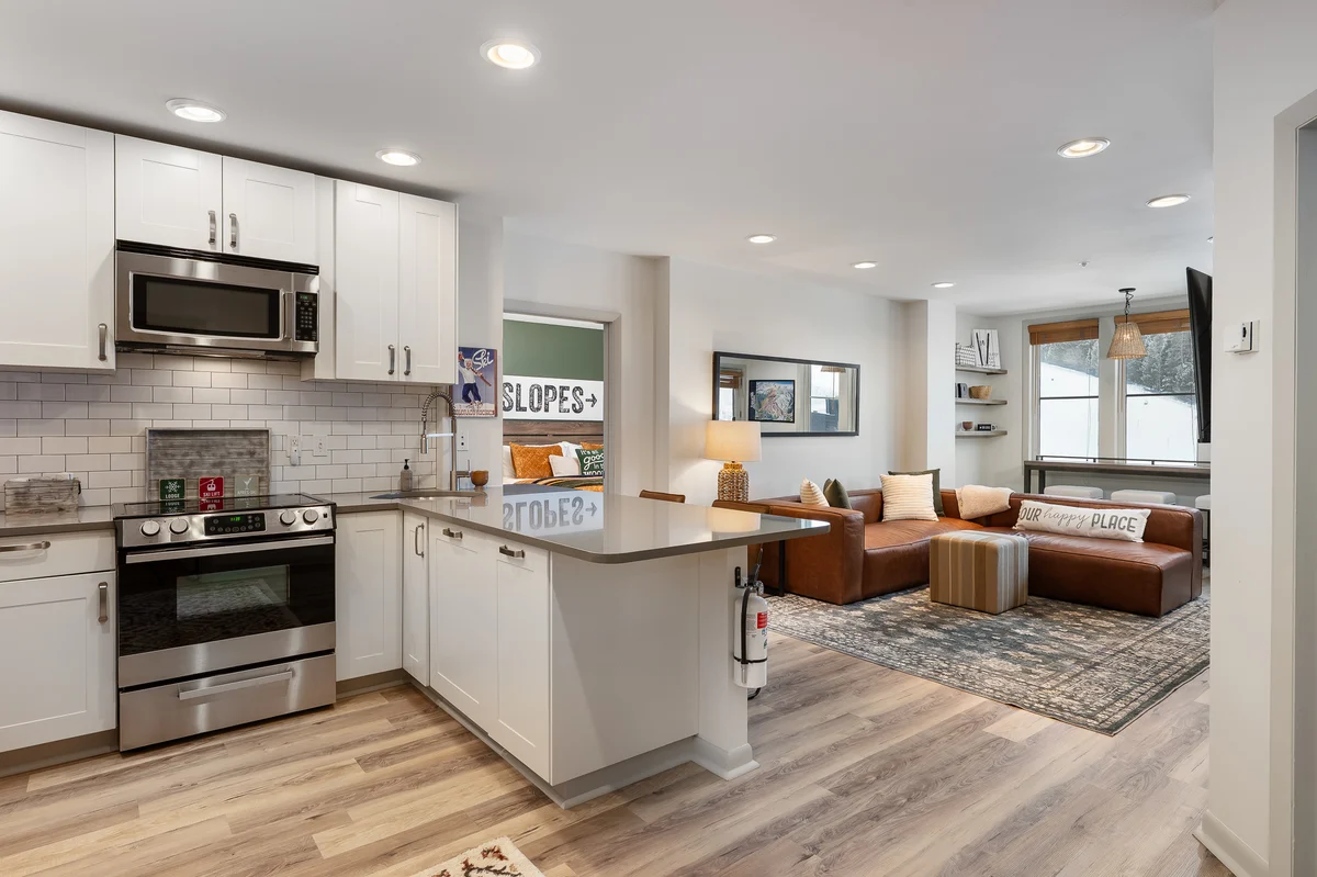 Zephyr Ski In/Out Condo 2507 #15