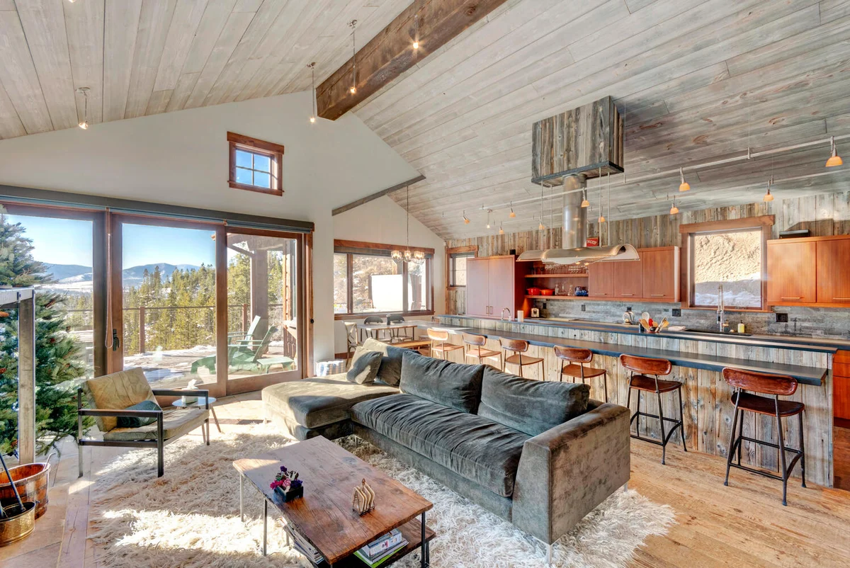 Cliff Side Mountain Chalet #14