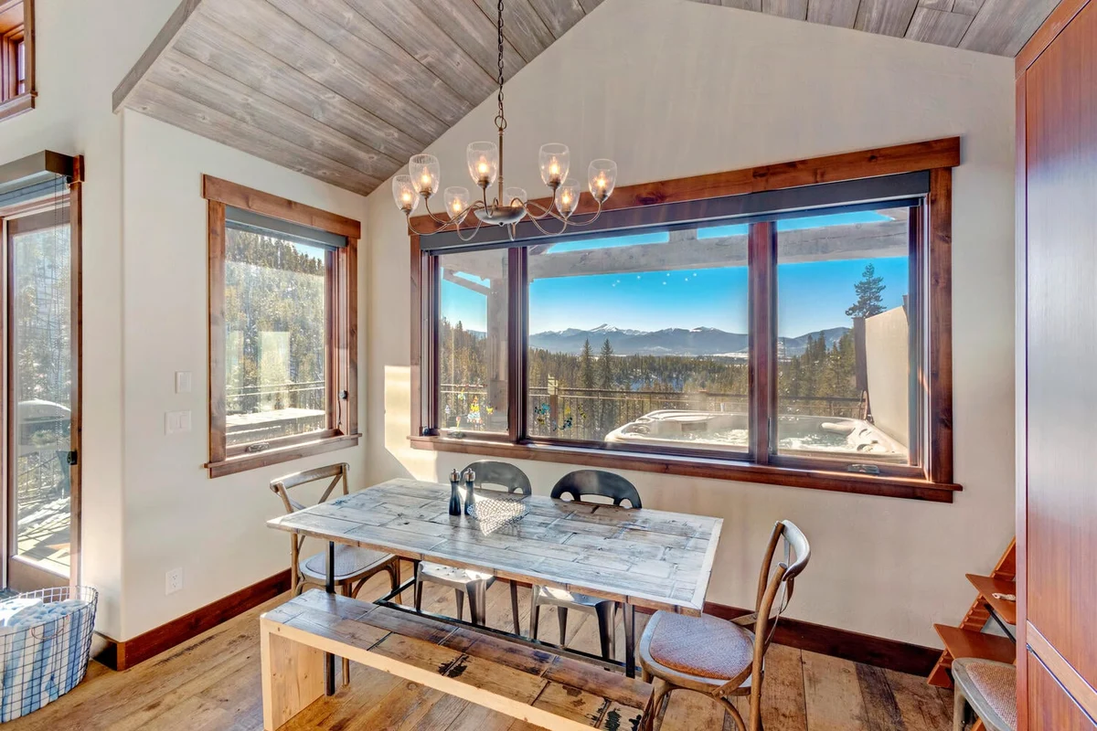 Cliff Side Mountain Chalet #22