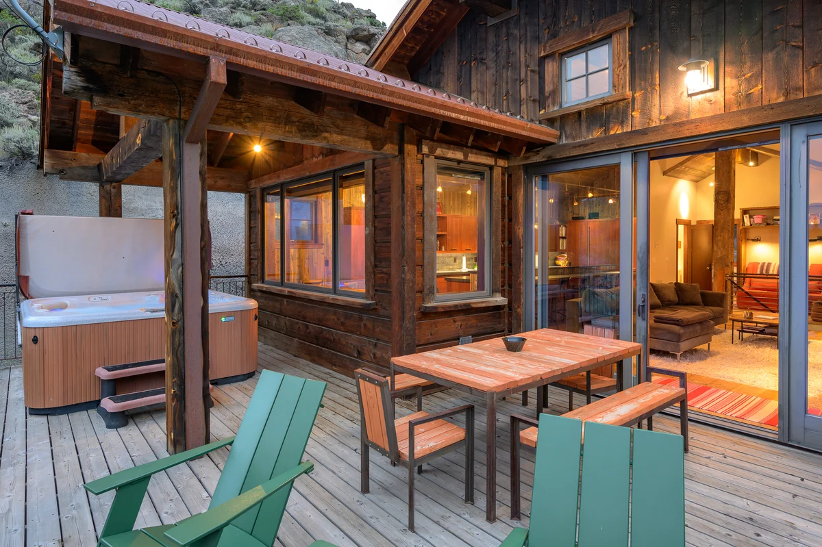 Cliff Side Mountain Chalet #11