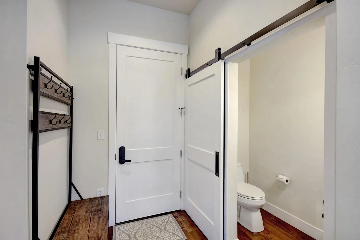 Hideaway Station Loft 16 #10