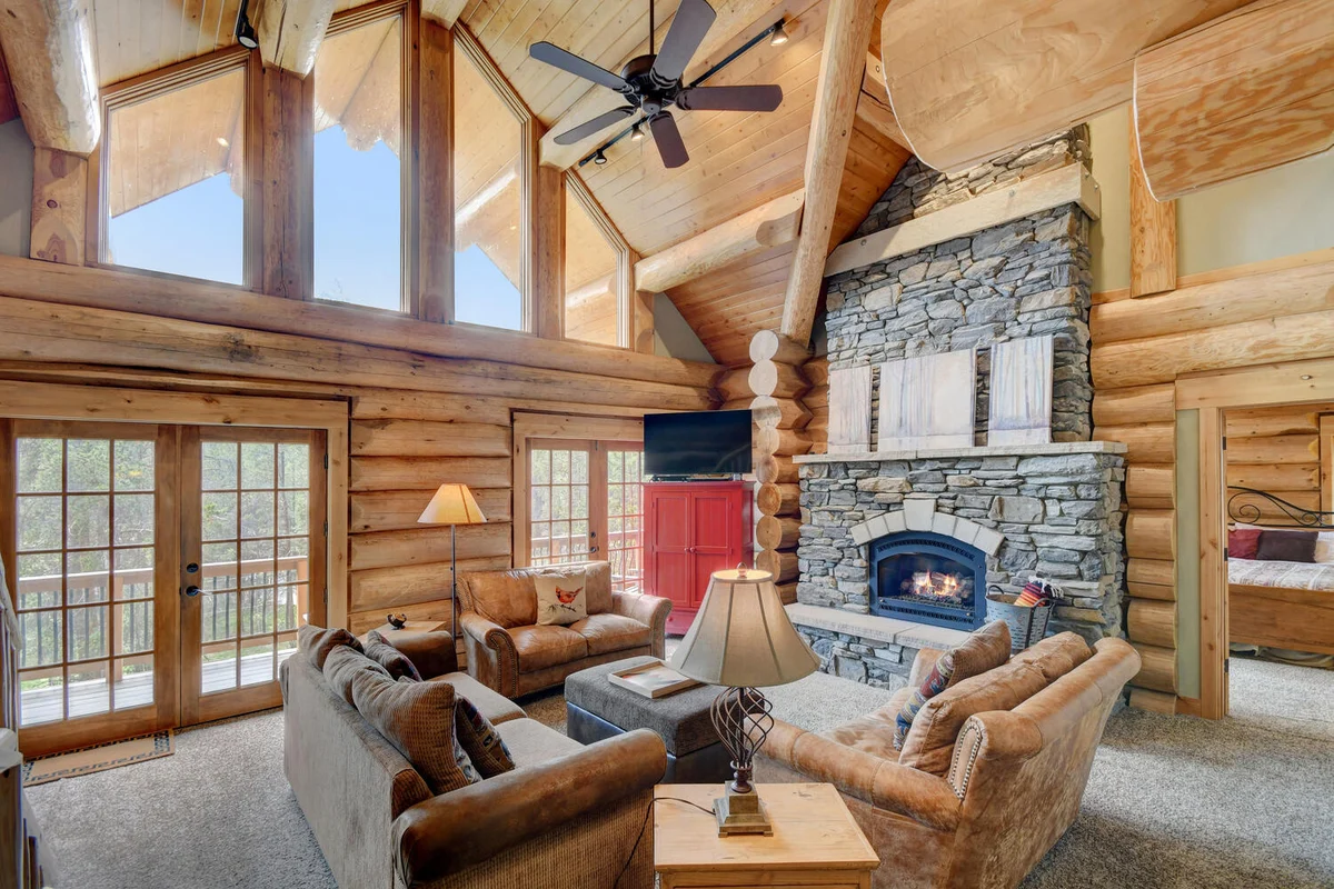 Mountain View Log Home #11