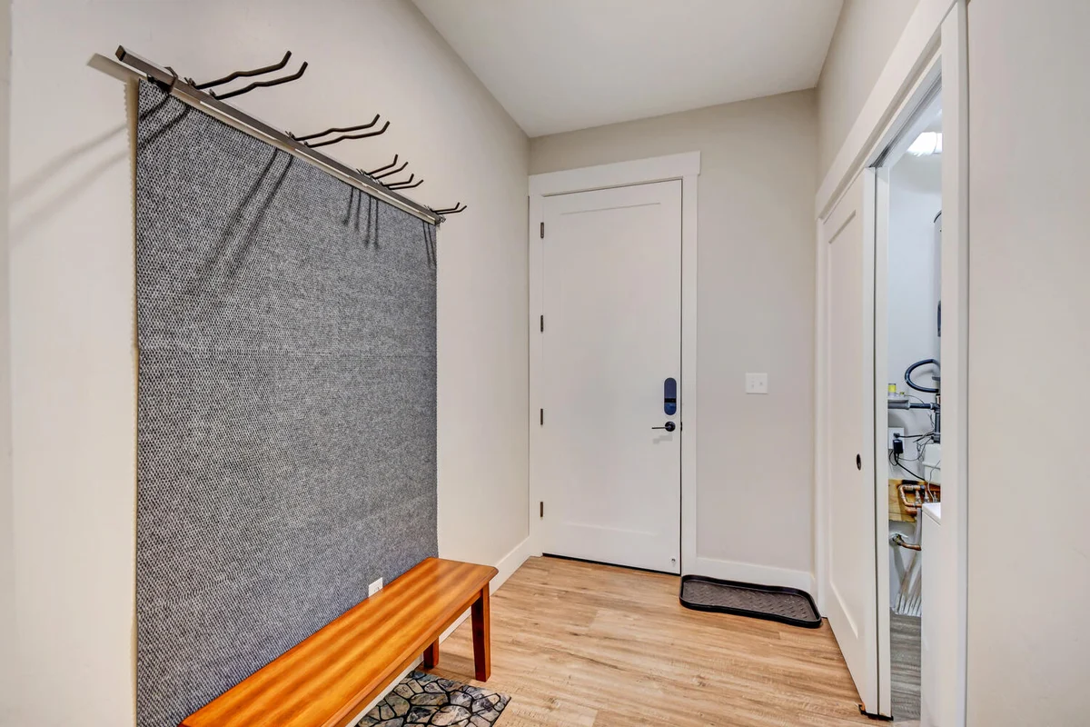 Hideaway Station Loft 103 #4