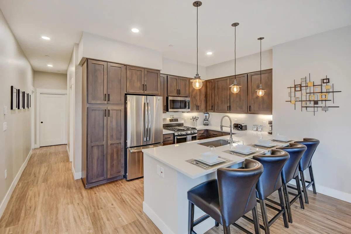 Hideaway Station Loft 103 #2