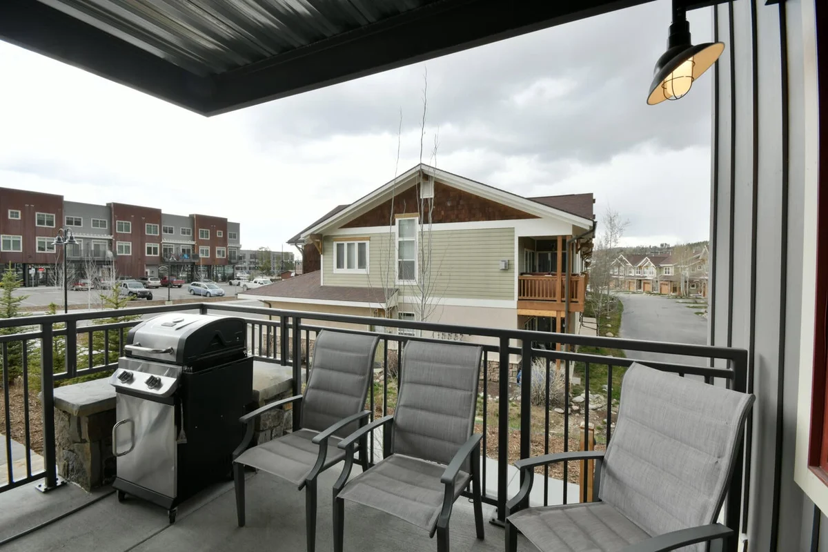 Hideaway Station Loft 103 #18