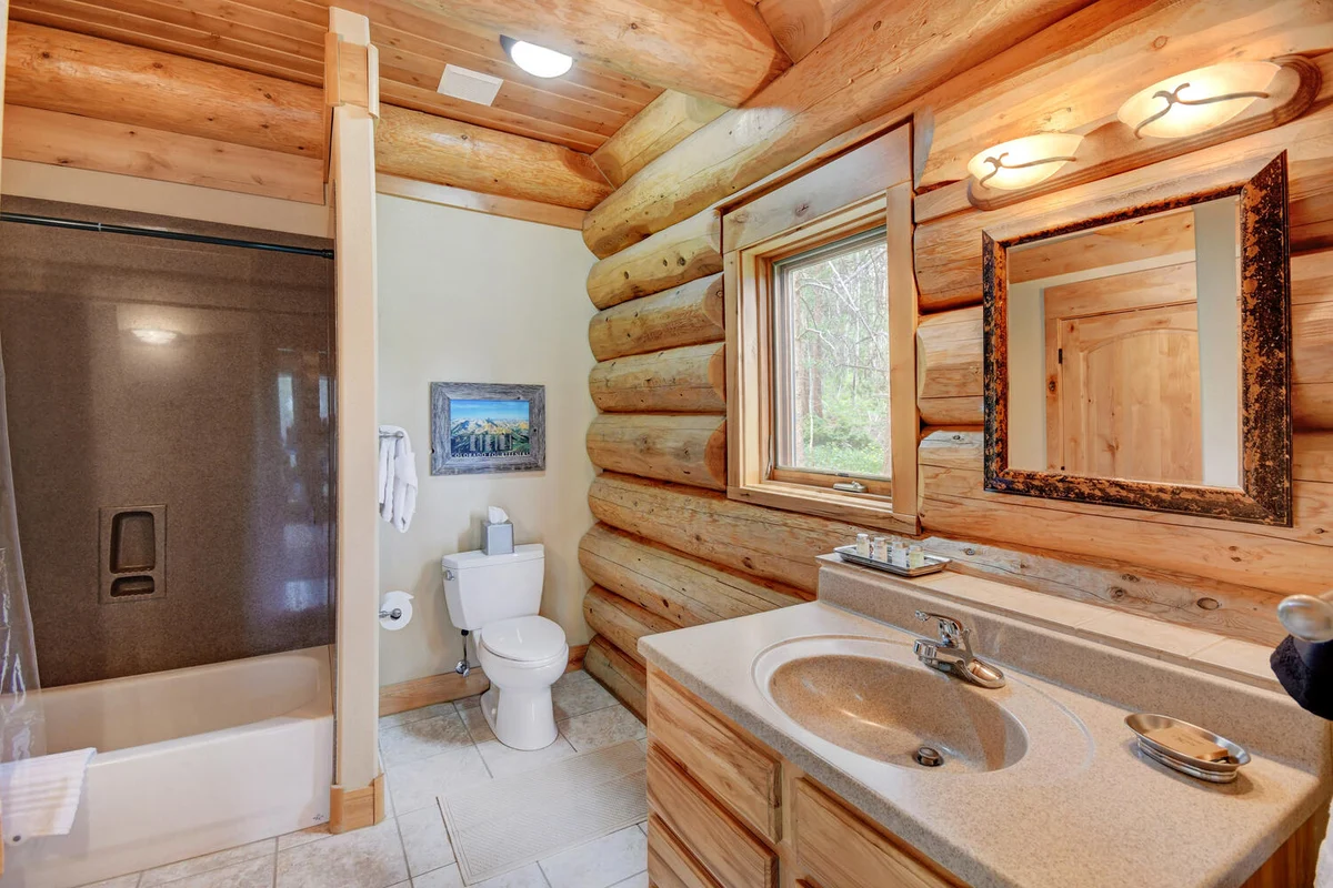Mountain View Log Home #22